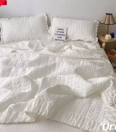 كوفرته قطن ابيض